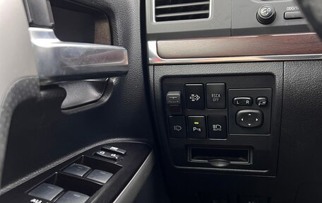 Toyota Land Cruiser 200, 2015 год, 5 590 000 рублей, 15 фотография