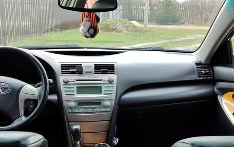 Toyota Camry, 2006 год, 800 000 рублей, 14 фотография