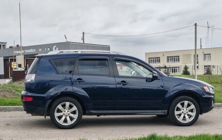 Mitsubishi Outlander III рестайлинг 3, 2010 год, 977 000 рублей, 11 фотография