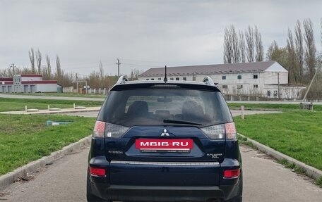 Mitsubishi Outlander III рестайлинг 3, 2010 год, 977 000 рублей, 2 фотография