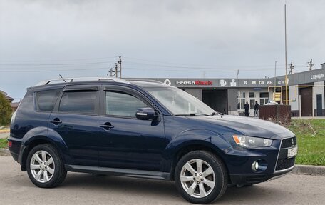Mitsubishi Outlander III рестайлинг 3, 2010 год, 977 000 рублей, 14 фотография