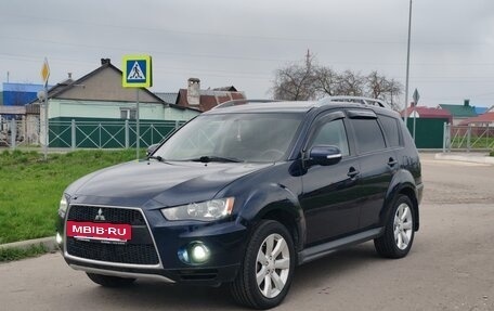 Mitsubishi Outlander III рестайлинг 3, 2010 год, 977 000 рублей, 18 фотография