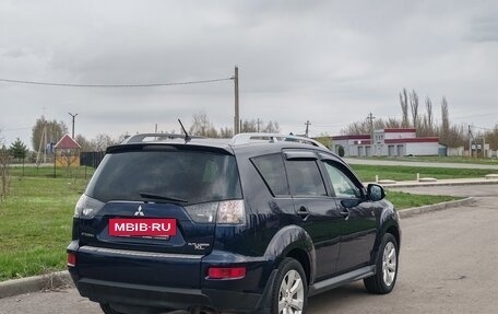 Mitsubishi Outlander III рестайлинг 3, 2010 год, 977 000 рублей, 13 фотография