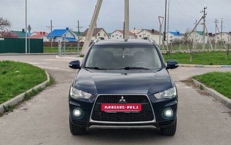 Mitsubishi Outlander III рестайлинг 3, 2010 год, 977 000 рублей, 16 фотография