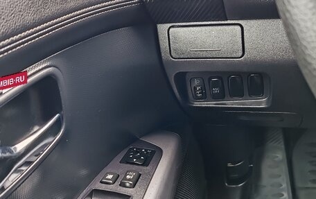 Mitsubishi Outlander III рестайлинг 3, 2010 год, 977 000 рублей, 28 фотография