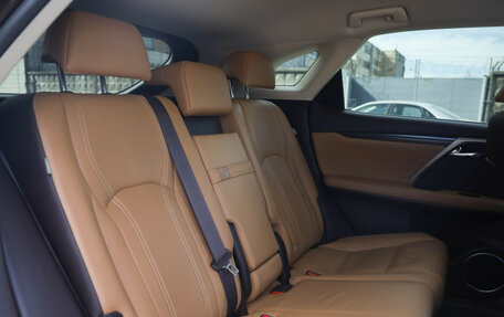 Lexus RX IV рестайлинг, 2016 год, 3 599 000 рублей, 12 фотография