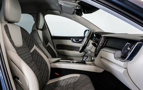 Volvo XC60 II, 2021 год, 4 199 000 рублей, 18 фотография