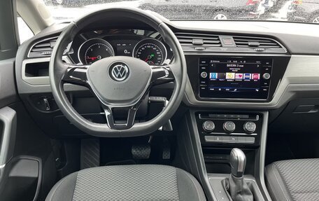 Volkswagen Touran III, 2022 год, 3 493 400 рублей, 7 фотография