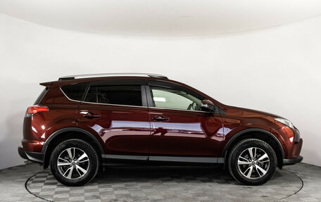 Toyota RAV4, 2017 год, 2 999 000 рублей, 4 фотография