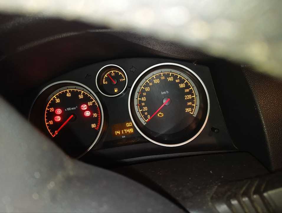 Opel Astra H рестайлинг, 2011 год, 850 000 рублей, 7 фотография