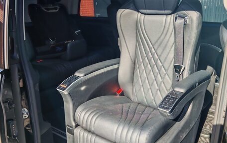 Mercedes-Benz V-Класс, 2022 год, 9 300 000 рублей, 7 фотография