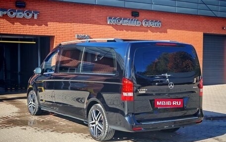 Mercedes-Benz V-Класс, 2022 год, 9 300 000 рублей, 3 фотография