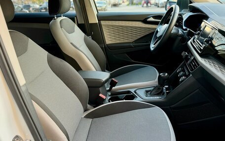 Volkswagen Taos, 2022 год, 2 650 000 рублей, 13 фотография