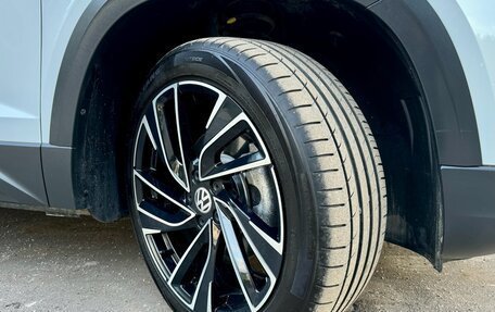 Volkswagen Taos, 2022 год, 2 650 000 рублей, 20 фотография