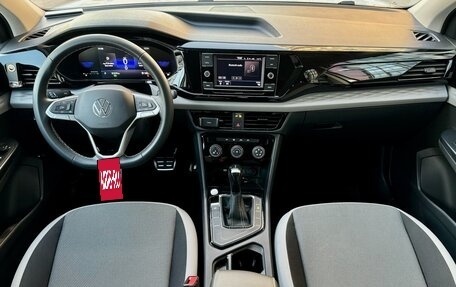 Volkswagen Taos, 2022 год, 2 650 000 рублей, 15 фотография