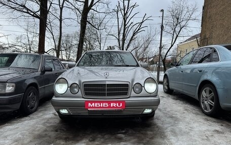Mercedes-Benz E-Класс, 1997 год, 530 000 рублей, 11 фотография