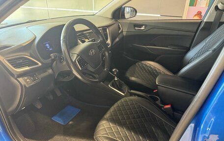 Hyundai Solaris II рестайлинг, 2017 год, 1 049 000 рублей, 12 фотография