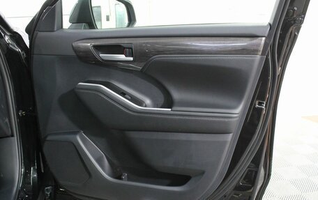 Toyota Highlander, 2026 год, 5 670 000 рублей, 29 фотография