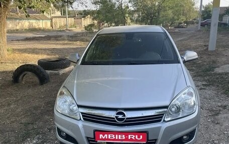 Opel Astra H, 2011 год, 600 000 рублей, 1 фотография