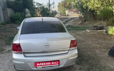 Opel Astra H, 2011 год, 600 000 рублей, 3 фотография