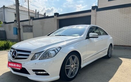 Mercedes-Benz E-Класс, 2013 год, 1 650 000 рублей, 3 фотография