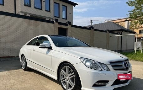 Mercedes-Benz E-Класс, 2013 год, 1 650 000 рублей, 4 фотография