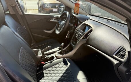 Opel Astra J, 2010 год, 625 000 рублей, 12 фотография