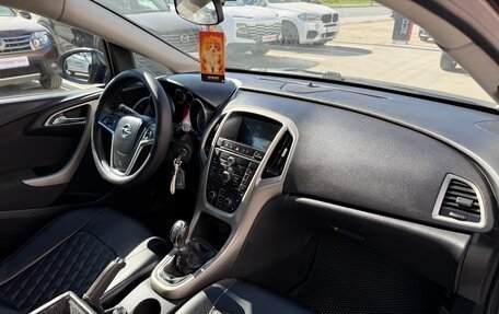 Opel Astra J, 2010 год, 625 000 рублей, 13 фотография