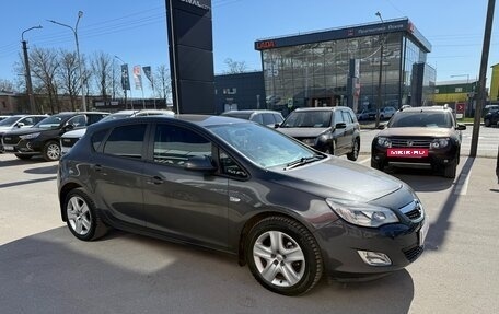 Opel Astra J, 2010 год, 625 000 рублей, 4 фотография