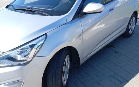 Hyundai Solaris II рестайлинг, 2015 год, 845 000 рублей, 25 фотография