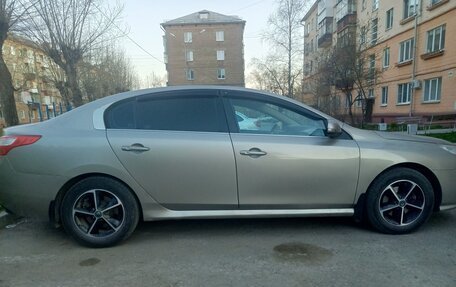 Renault Latitude I, 2010 год, 850 000 рублей, 4 фотография