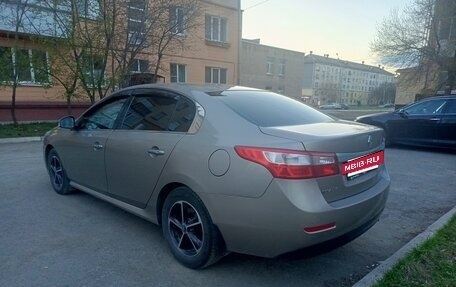 Renault Latitude I, 2010 год, 850 000 рублей, 7 фотография