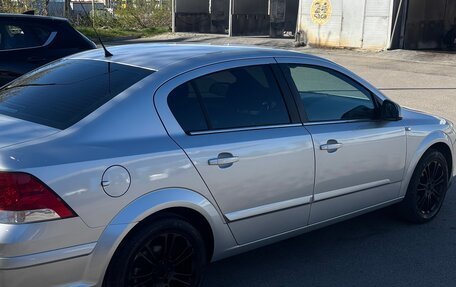 Opel Astra H, 2011 год, 740 000 рублей, 2 фотография