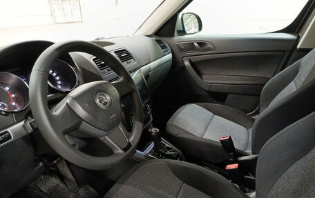Skoda Yeti I рестайлинг, 2014 год, 1 113 000 рублей, 16 фотография