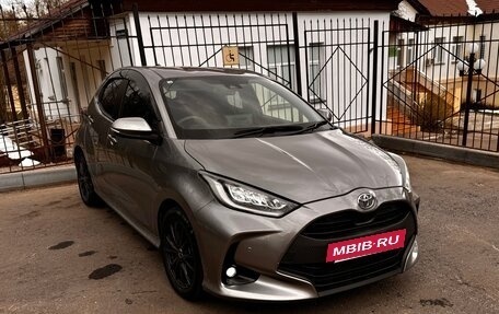 Toyota Yaris, 2020 год, 1 550 000 рублей, 19 фотография