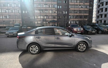 KIA Rio IV, 2019 год, 1 100 000 рублей, 3 фотография