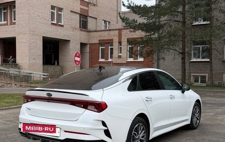 KIA K5, 2021 год, 2 700 000 рублей, 3 фотография