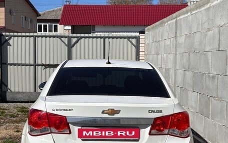 Chevrolet Cruze II, 2011 год, 590 000 рублей, 2 фотография