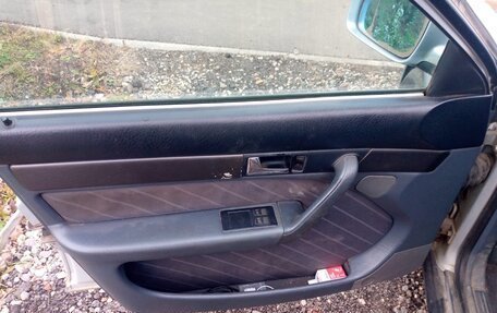Audi A6, 1996 год, 300 000 рублей, 12 фотография