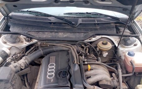 Audi A6, 1996 год, 300 000 рублей, 15 фотография