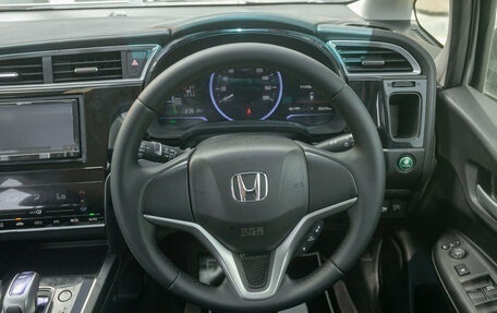 Honda Shuttle II, 2016 год, 998 000 рублей, 16 фотография