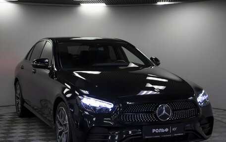 Mercedes-Benz E-Класс, 2020 год, 4 420 000 рублей, 32 фотография