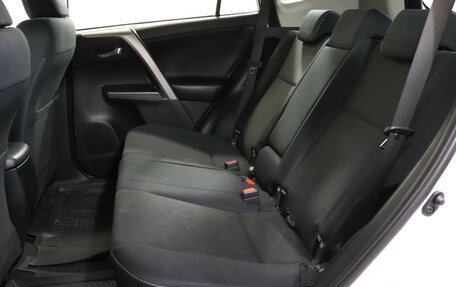 Toyota RAV4, 2015 год, 2 199 900 рублей, 10 фотография