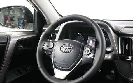 Toyota RAV4, 2015 год, 2 199 900 рублей, 15 фотография