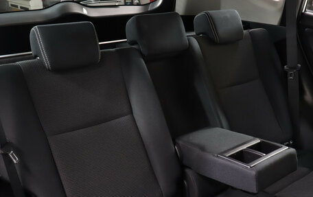 Toyota RAV4, 2015 год, 2 199 900 рублей, 19 фотография