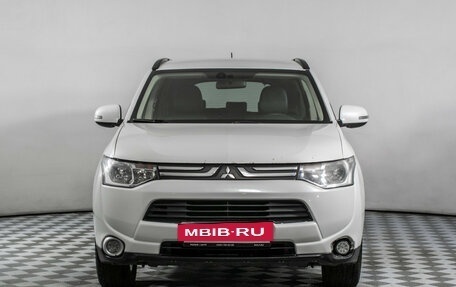 Mitsubishi Outlander III рестайлинг 3, 2013 год, 1 195 000 рублей, 2 фотография