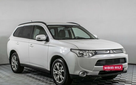 Mitsubishi Outlander III рестайлинг 3, 2013 год, 1 195 000 рублей, 3 фотография