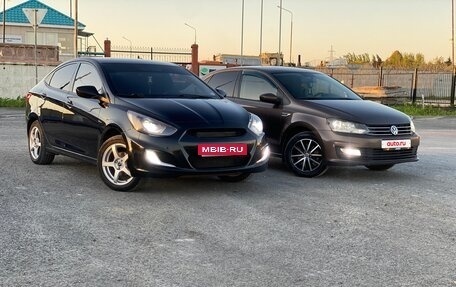 Hyundai Solaris II рестайлинг, 2012 год, 900 000 рублей, 9 фотография