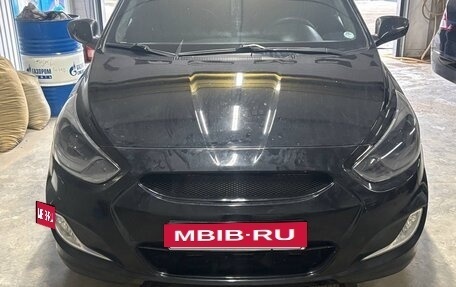 Hyundai Solaris II рестайлинг, 2012 год, 900 000 рублей, 3 фотография