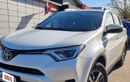 Toyota RAV4, 2016 год, 2 950 000 рублей, 3 фотография